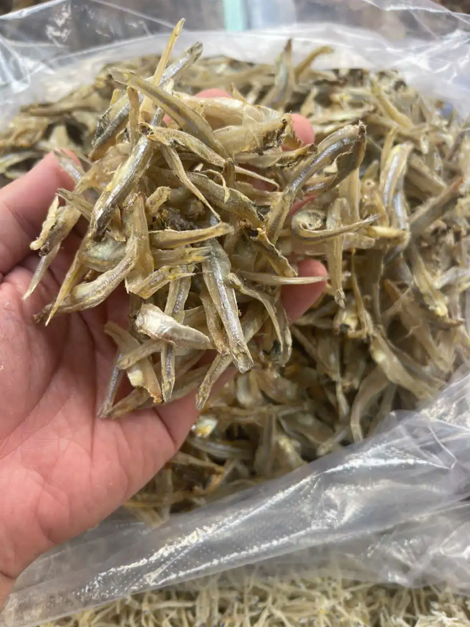 Khô cá cơm (bẻ đầu)